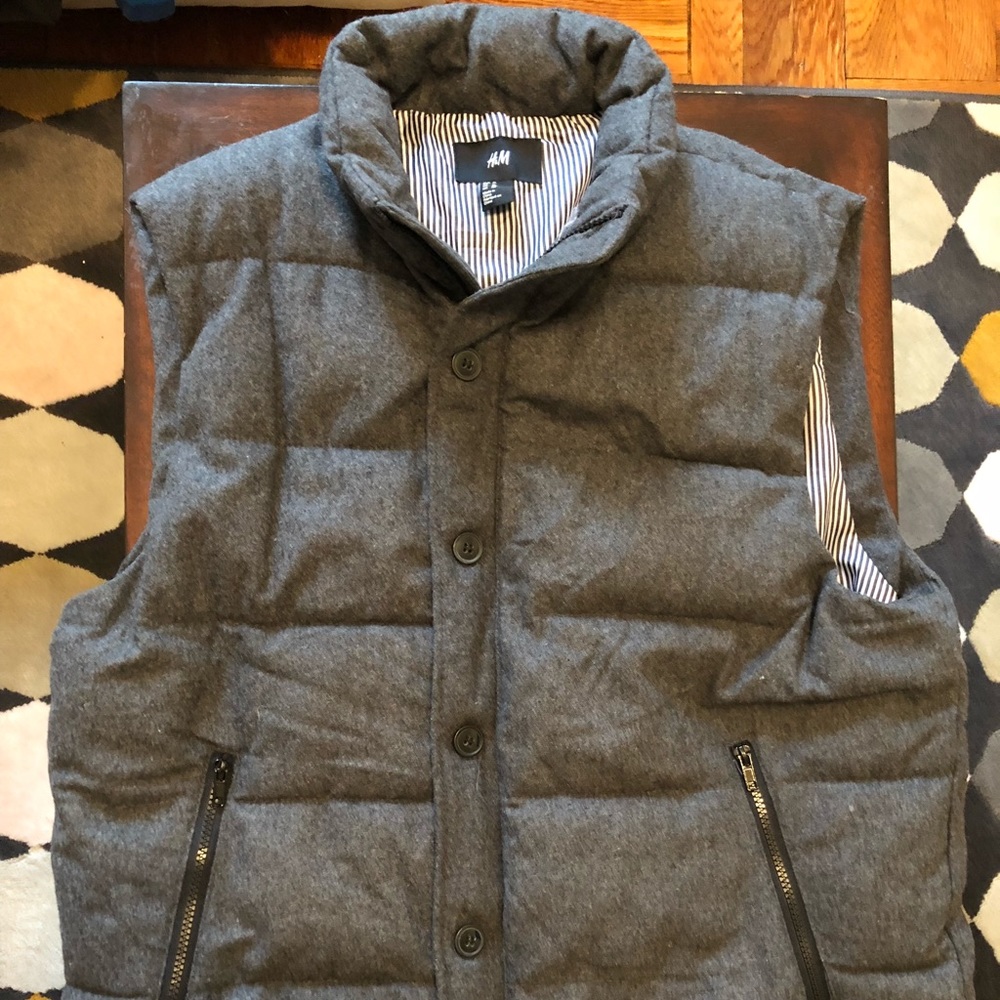 H & M Grey Sweater Vest